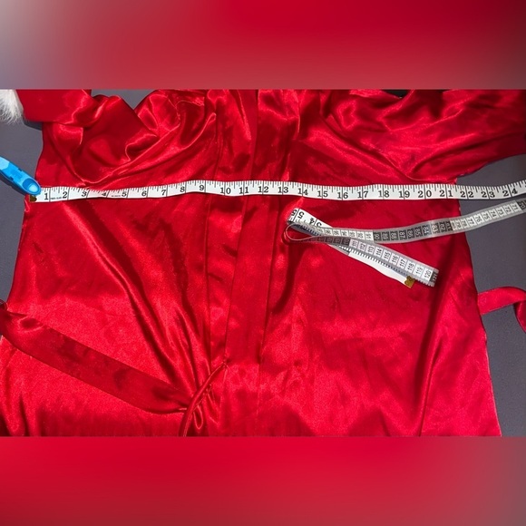 Women’s‎ STUDIO Donatella Y2K mob wife red satin Valentine robe size medium - Picture 6 of 13